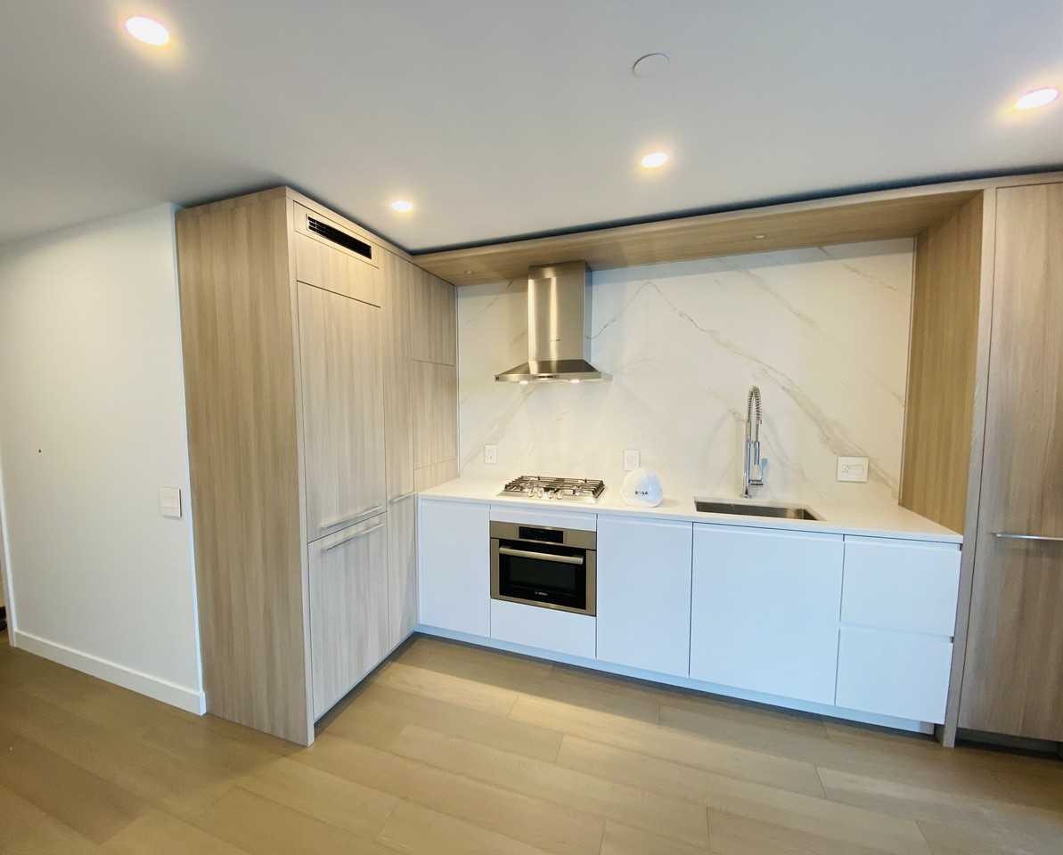 1441 Johnston Road #706 - Photo 4 of 12