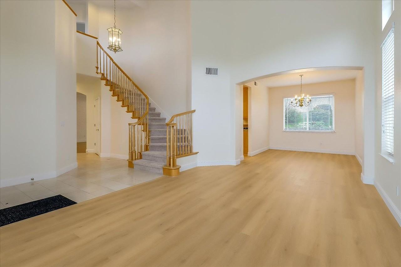 2740 Trovata Ct - Photo 3 of 44