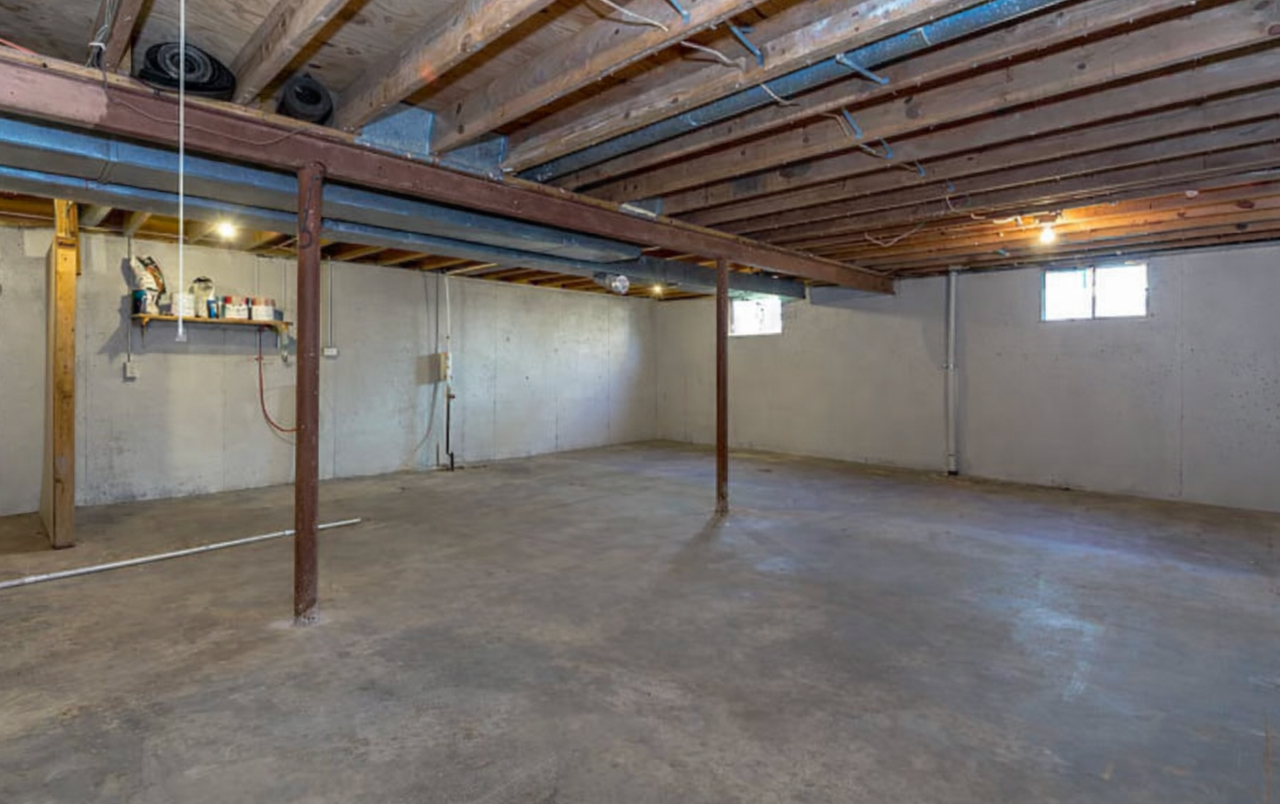 11919 Manchester Ave - Photo 7 of 8