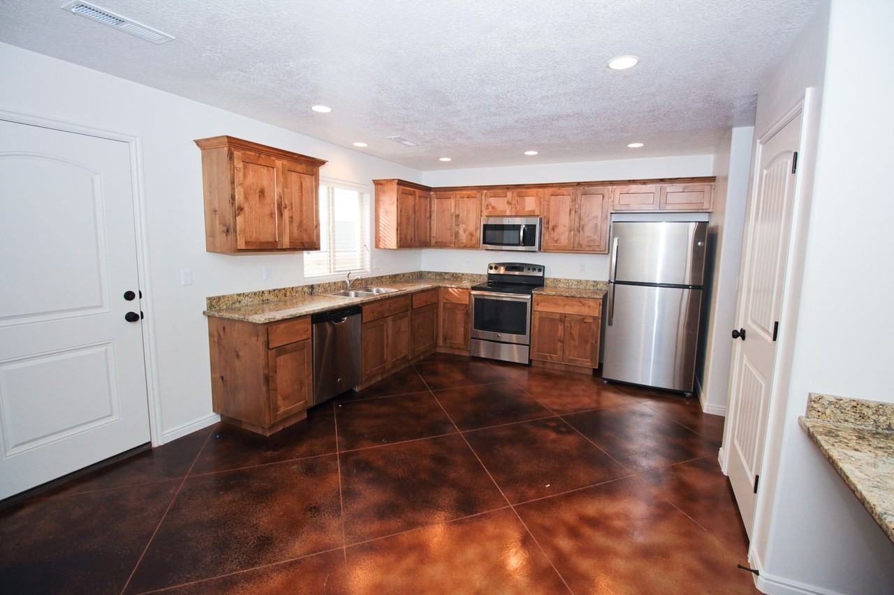 2801 E 450 N #359 - Photo 4 of 14