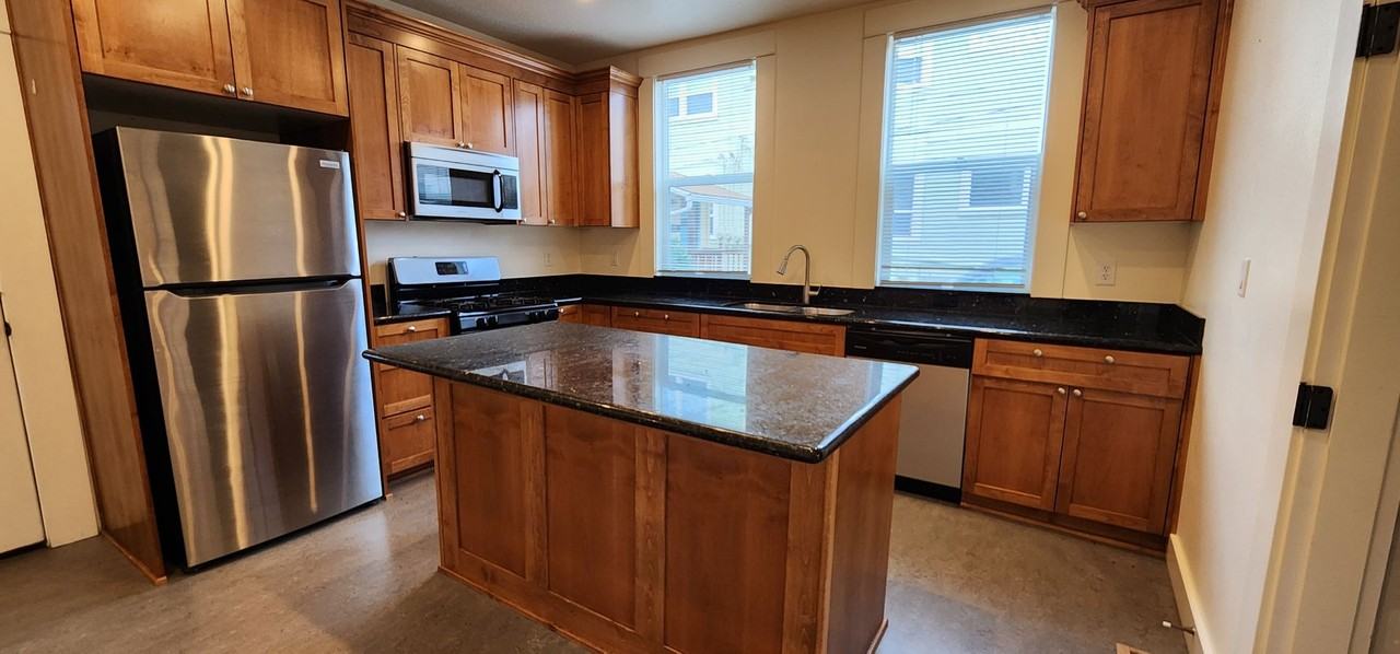 296-28th Place - Photo 2 of 31