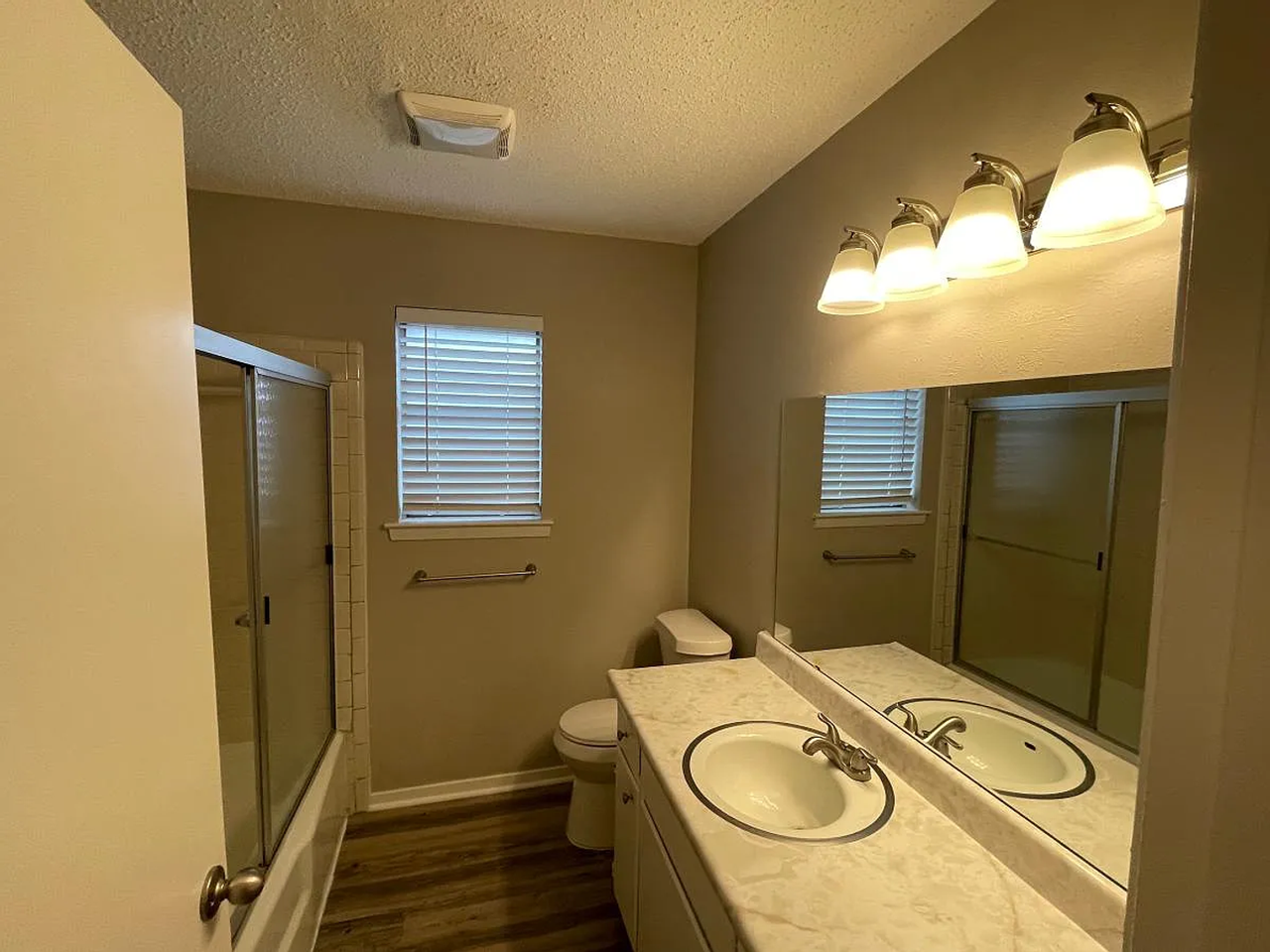 725 Ruidoso Dr - Photo 5 of 12