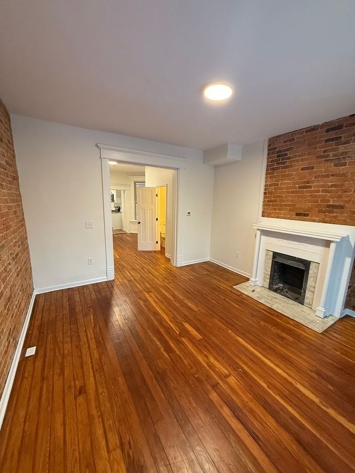 435 Hanford St - Photo 2 of 28