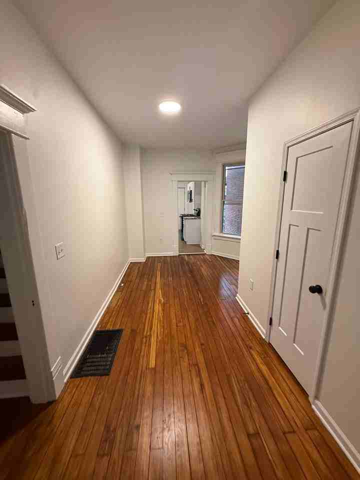 435 Hanford St - Photo 5 of 28