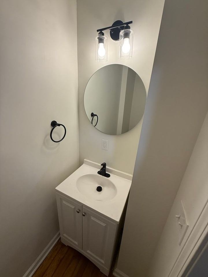 435 Hanford St - Photo 6 of 28