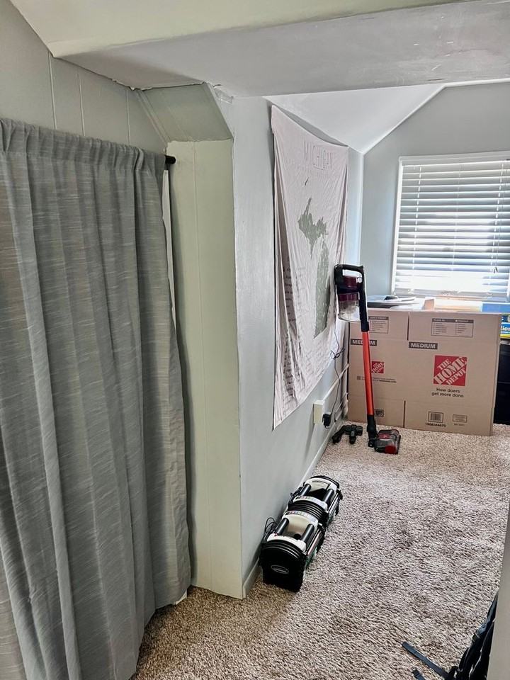 410 Eureka Ave Se - Photo 6 of 12