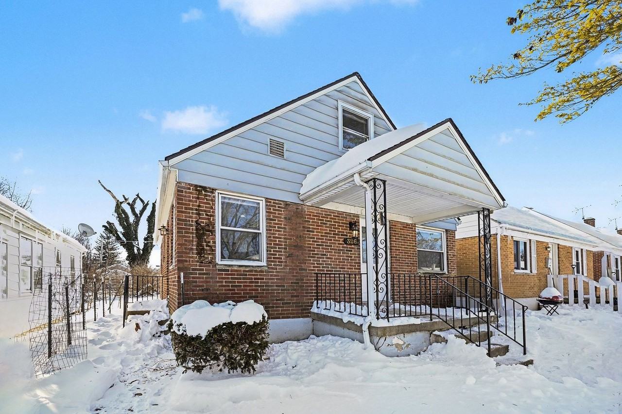 326 Ernst Ave - Photo 4 of 27