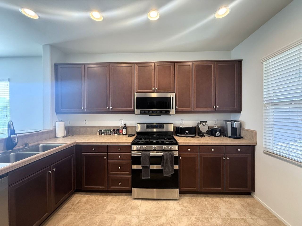 38432 Pallas Ct - Photo 4 of 19