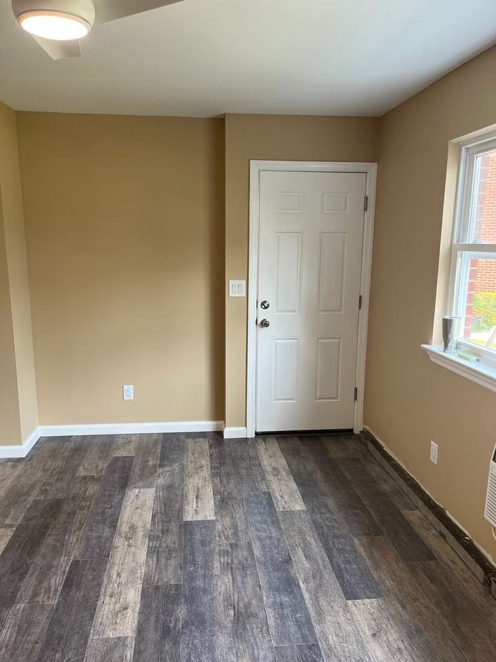 339 Belmont Ave - Photo 7 of 10