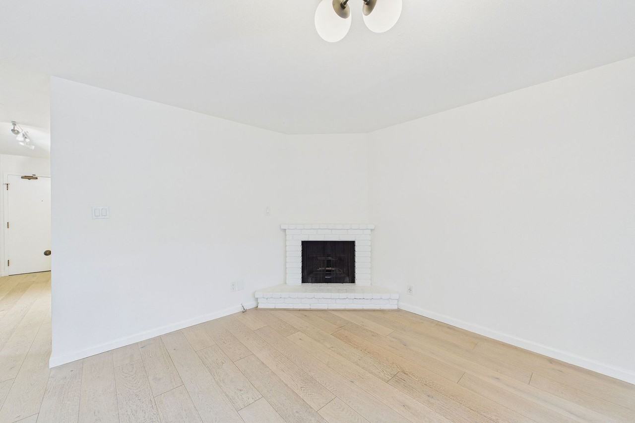 1869 Turk St - Photo 7 of 21