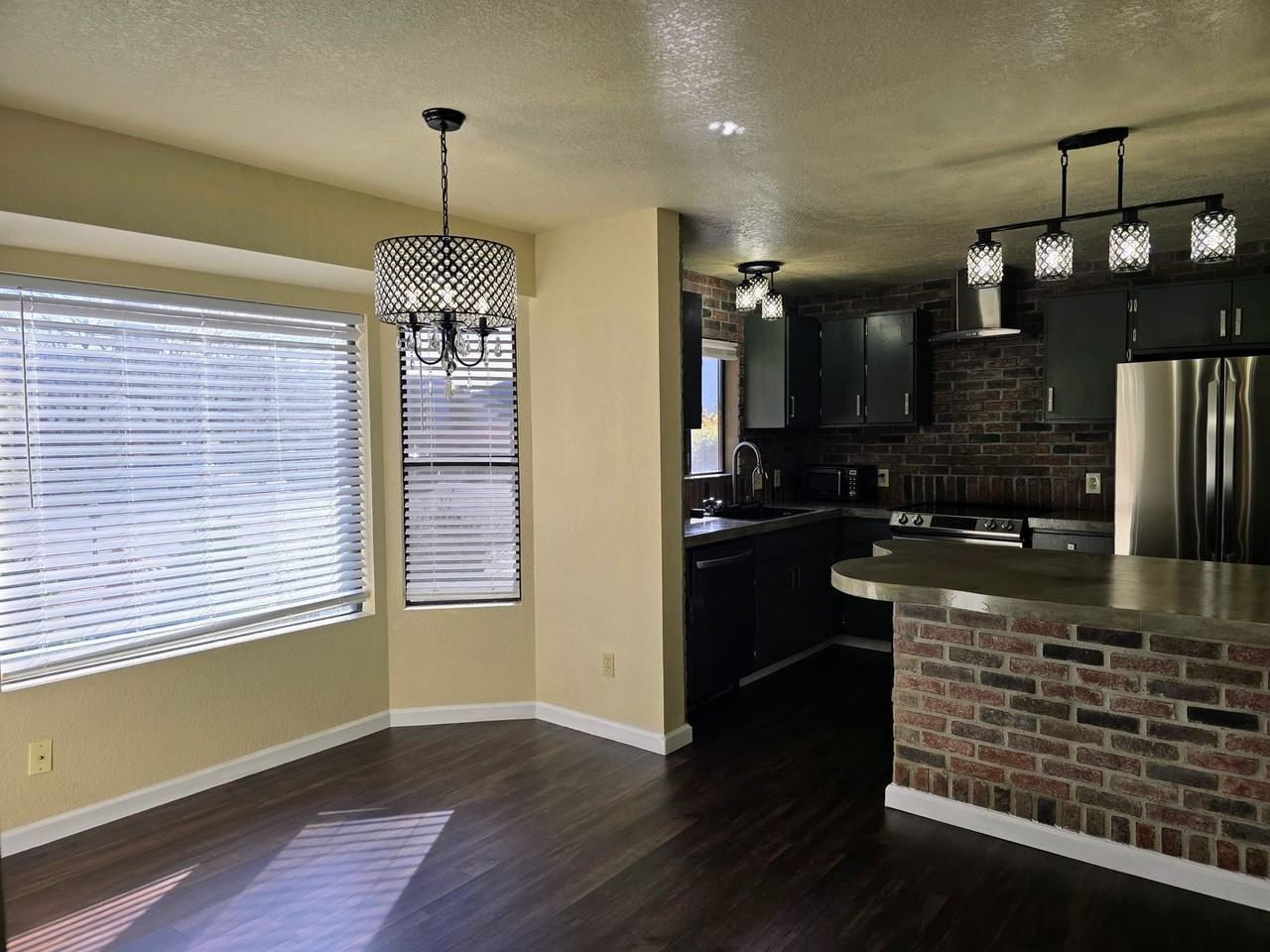 35 E Bell Rock Blvd - Photo 6 of 24