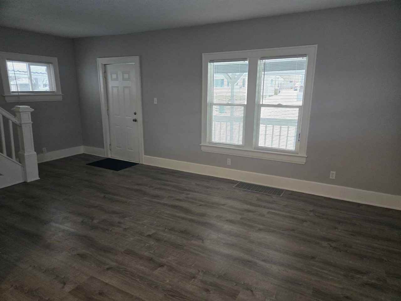 1646 Union St - Photo 7 of 34