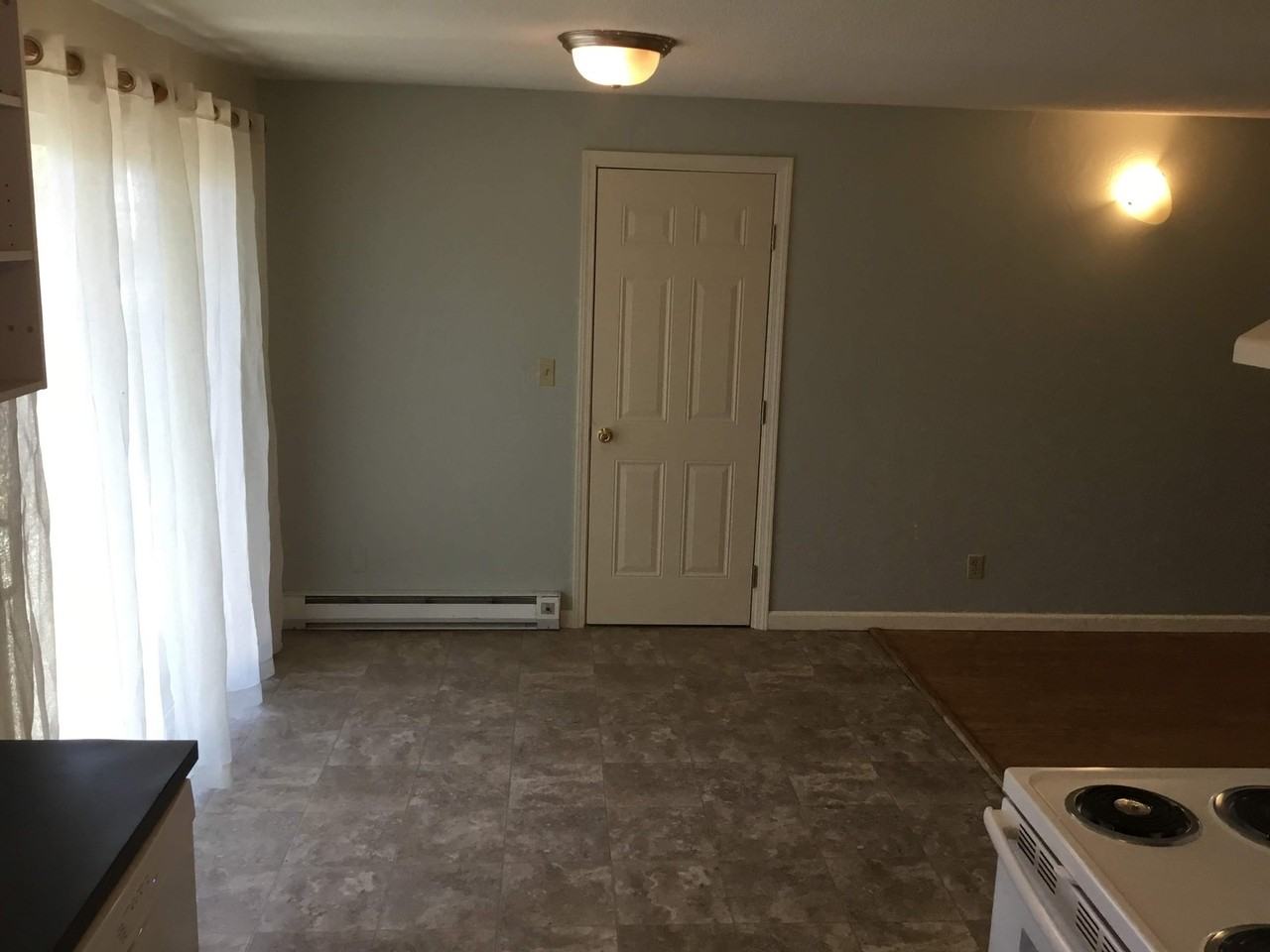 524 W 27th Pl - Photo 7 of 16