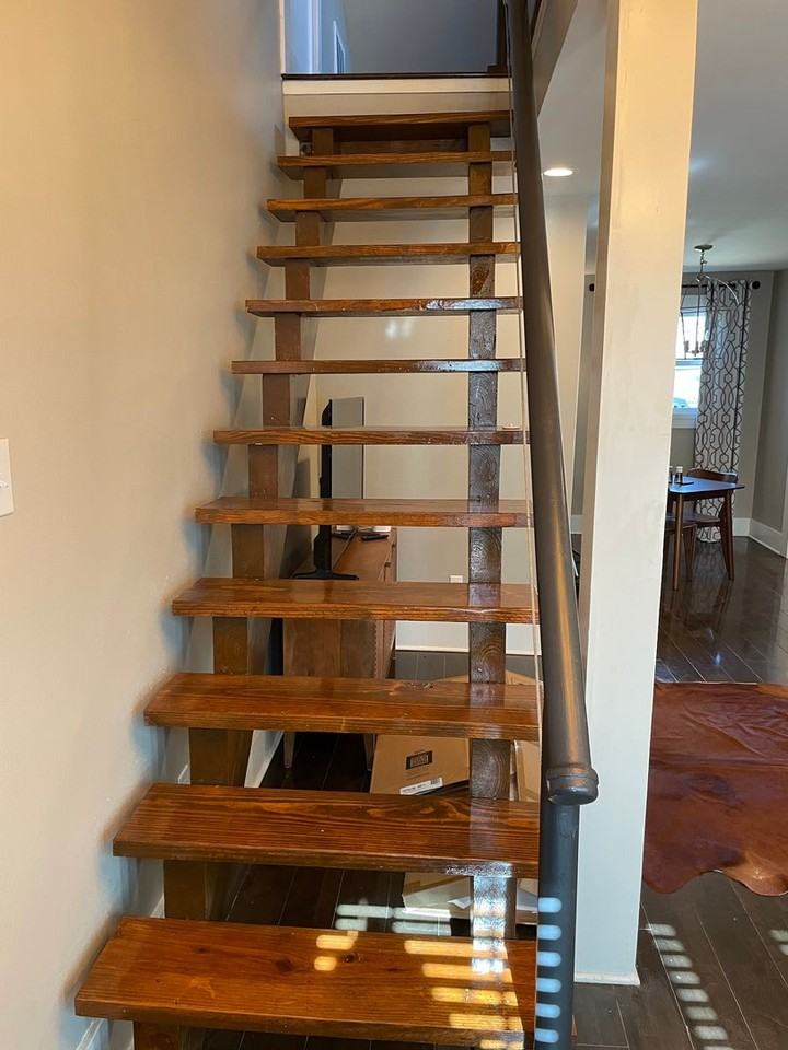 222 Prospect St - Photo 5 of 9