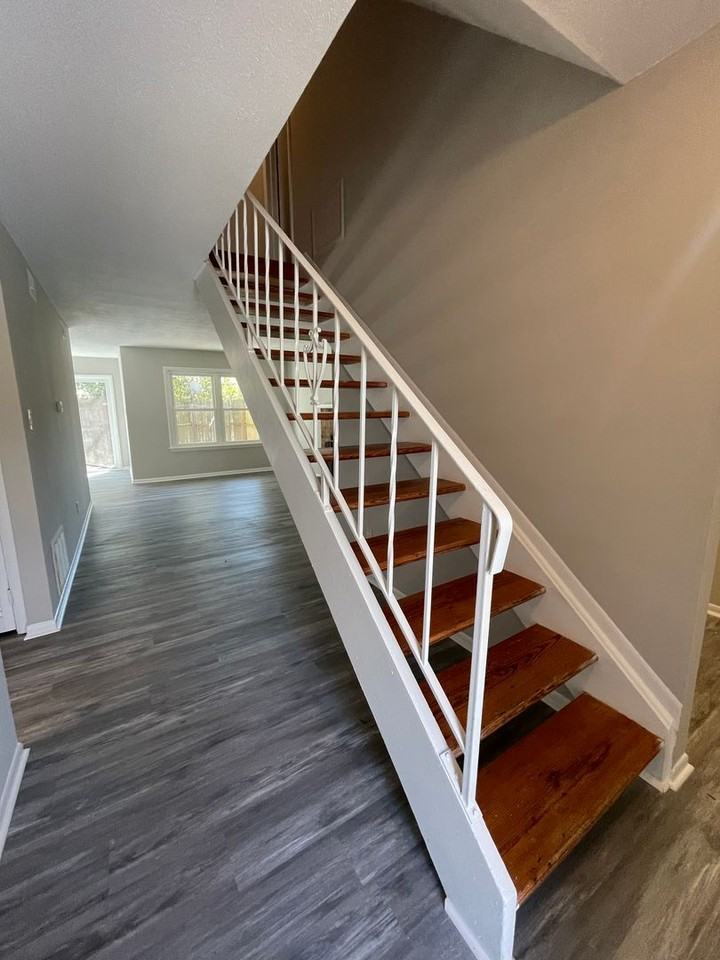 6467 Duquesne Pl - Photo 3 of 23