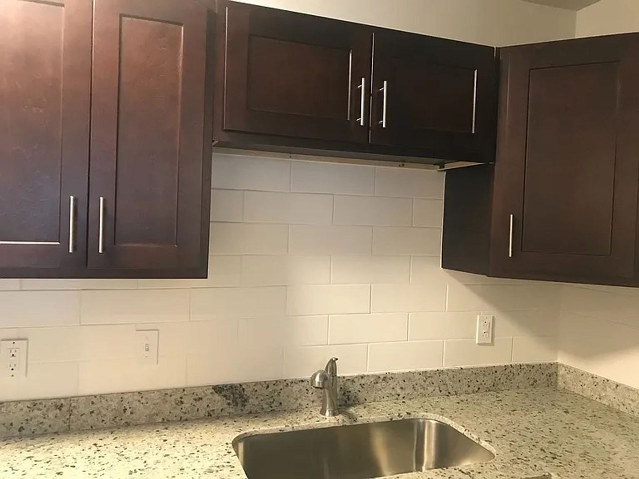 Solaris - Photo 5 of 7