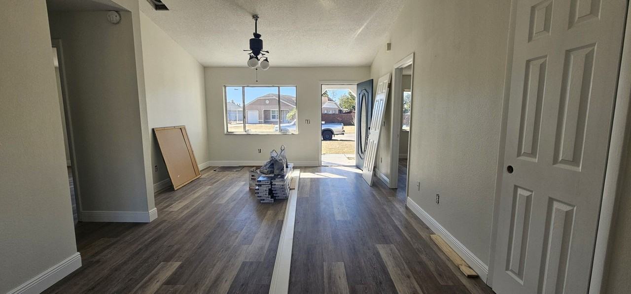 173 Toluca Dr - Photo 2 of 5