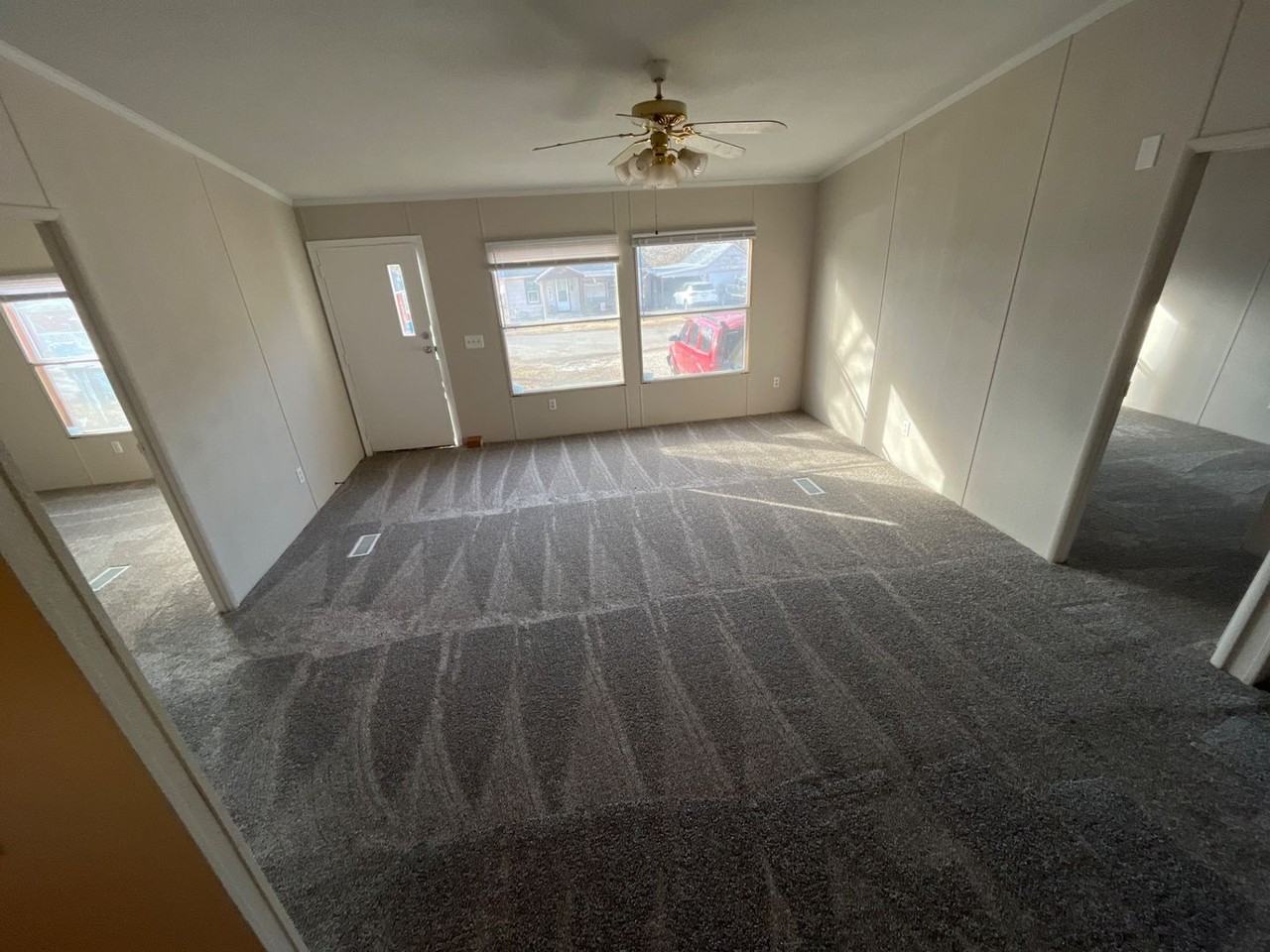 210 N Walnut St - Photo 3 of 20