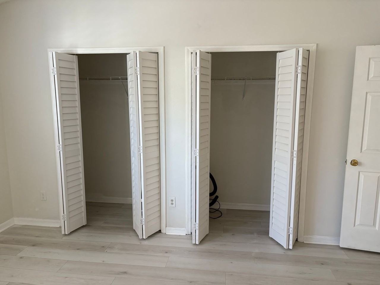 451 Club Dr - Photo 6 of 20