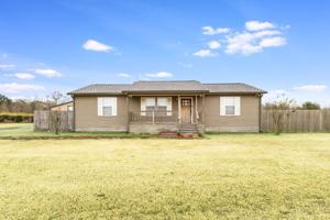 featured image of 124 Cobblestone Rd