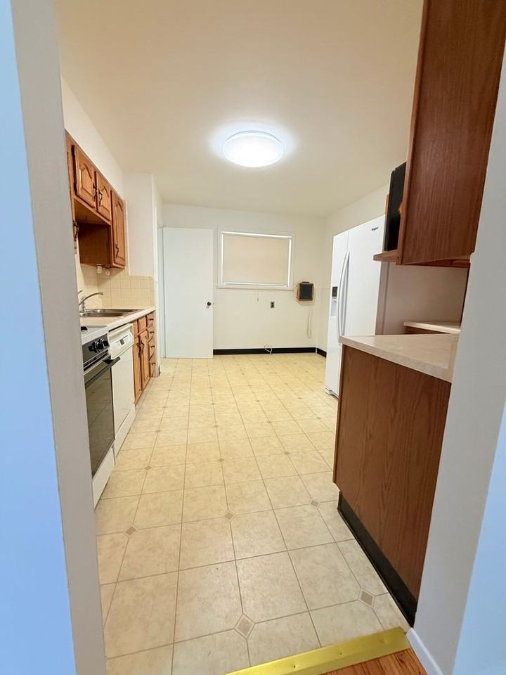 470 Hundley Dr - Photo 6 of 24