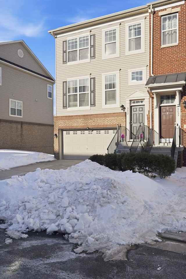 9052 Isabel Ln - Photo 3 of 37