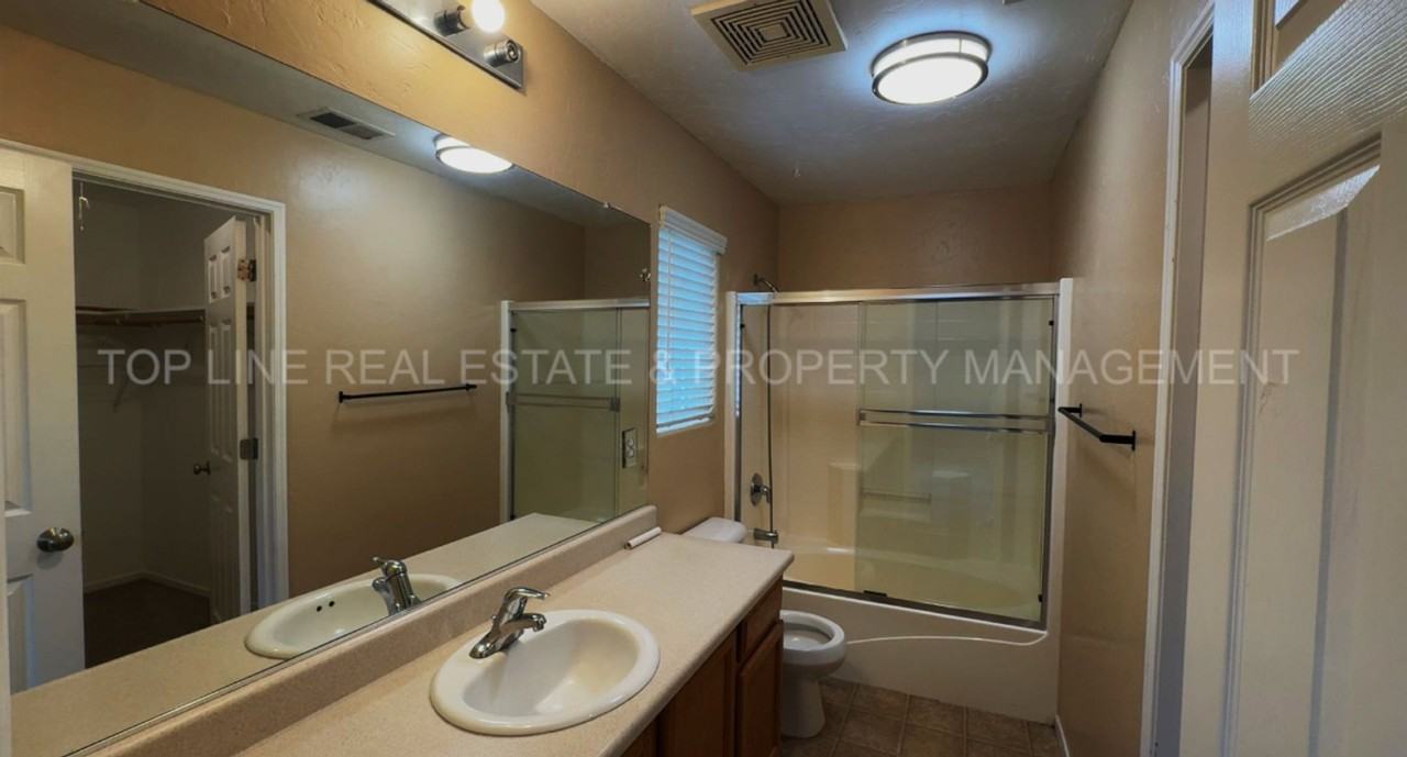 3443 N Jackie St - Photo 7 of 23