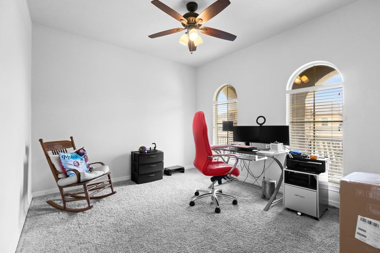 2831 Elm Tree Park - Photo 5 of 25