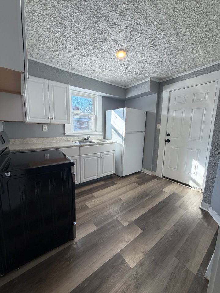 95 W Cuyahoga Falls Ave - Photo 7 of 21