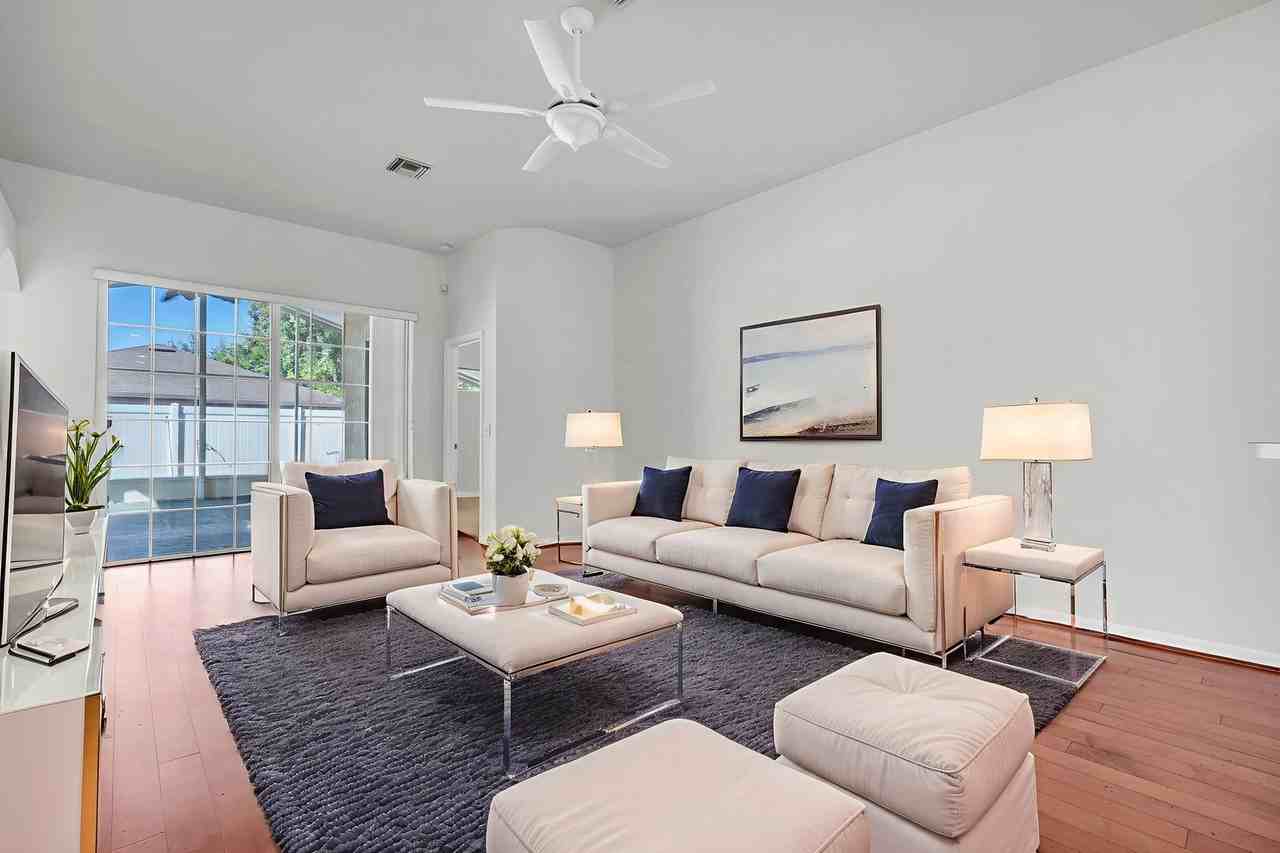 22537 Roderick Dr - Photo 5 of 20