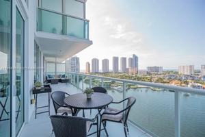 featured image of 400 Sunny Isles Blvd #1402