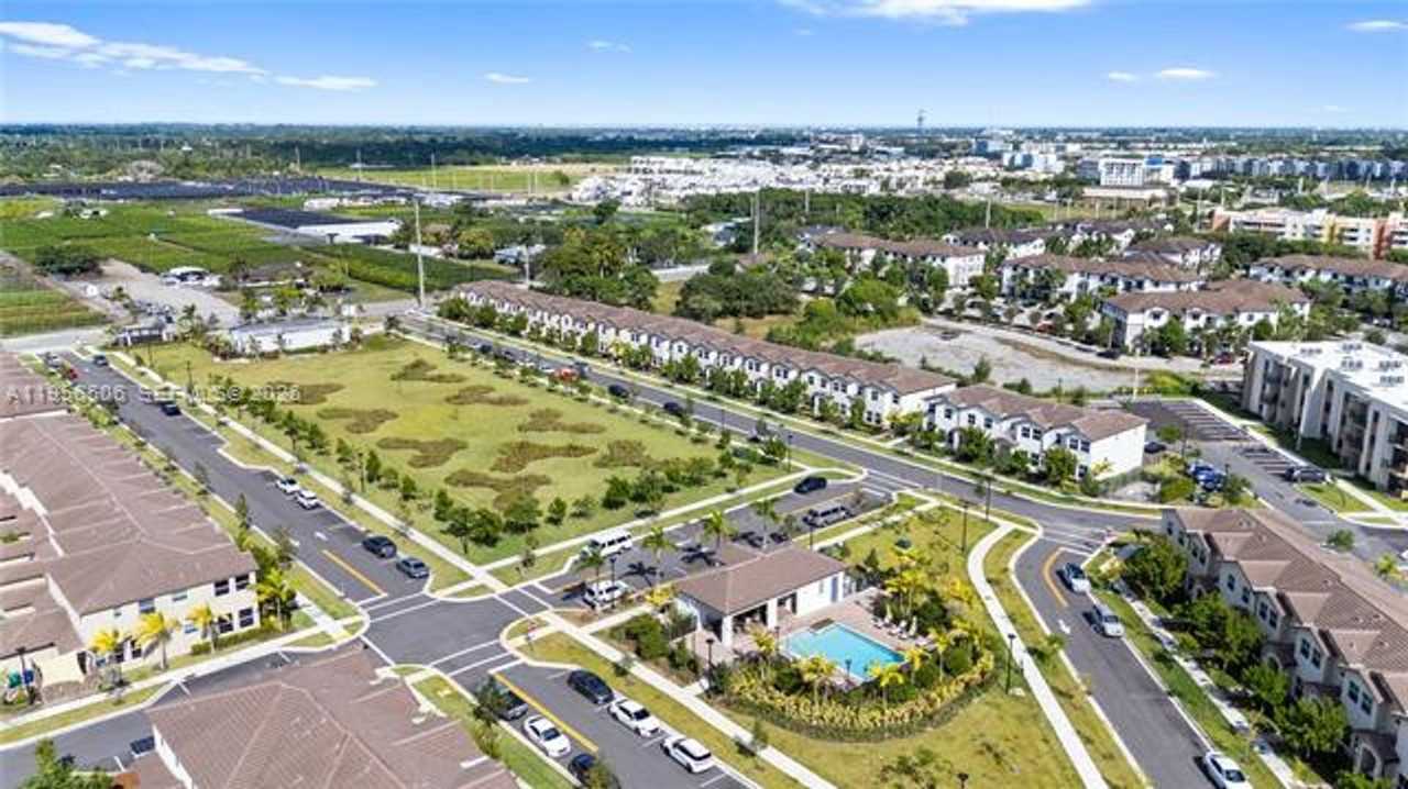 26487 26487 SW 148th Ave th 0 - Photo 3 of 22