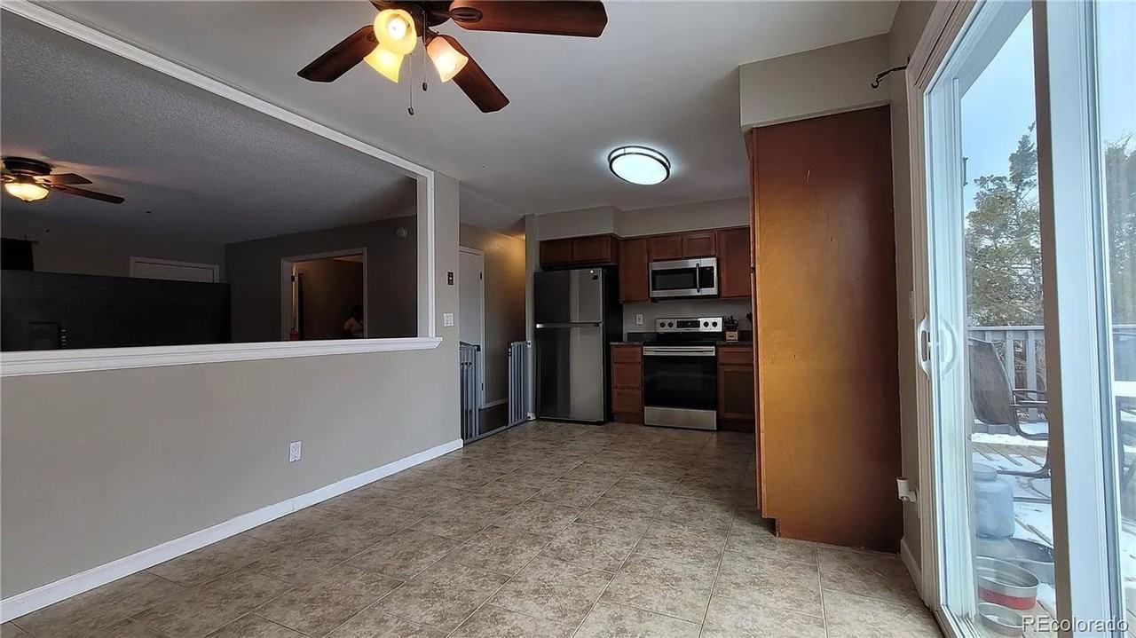 3804 S Ouray Way - Photo 4 of 19