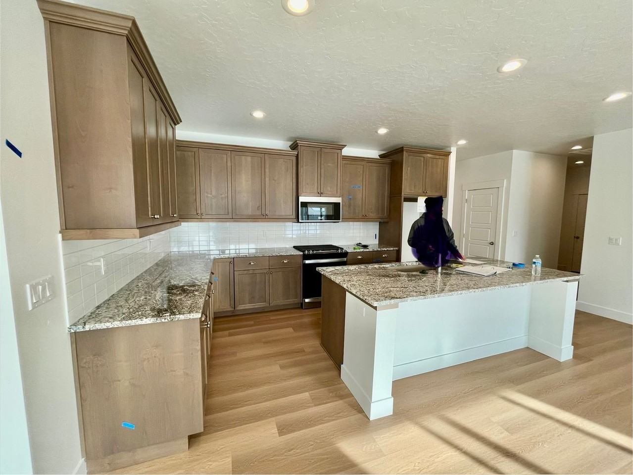 5387 W Daphne Dr - Photo 2 of 10