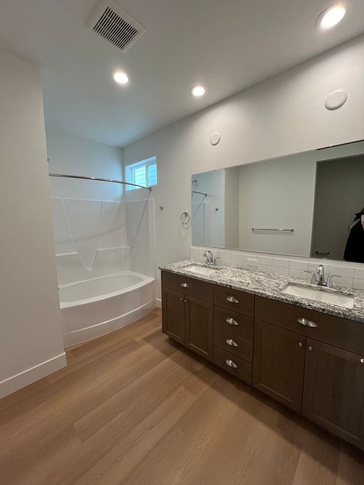 5387 W Daphne Dr - Photo 6 of 10