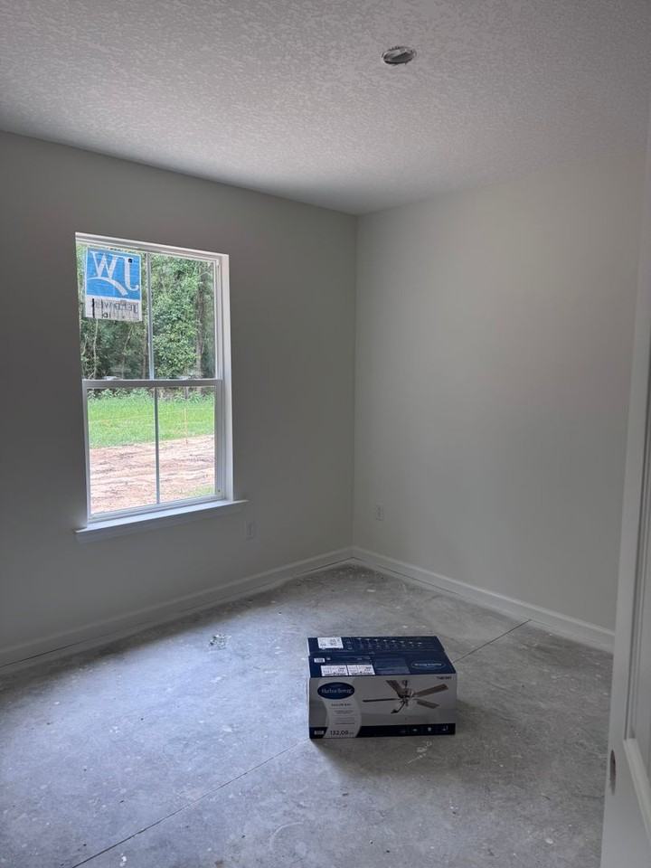 151 Arabian Ln - Photo 4 of 17