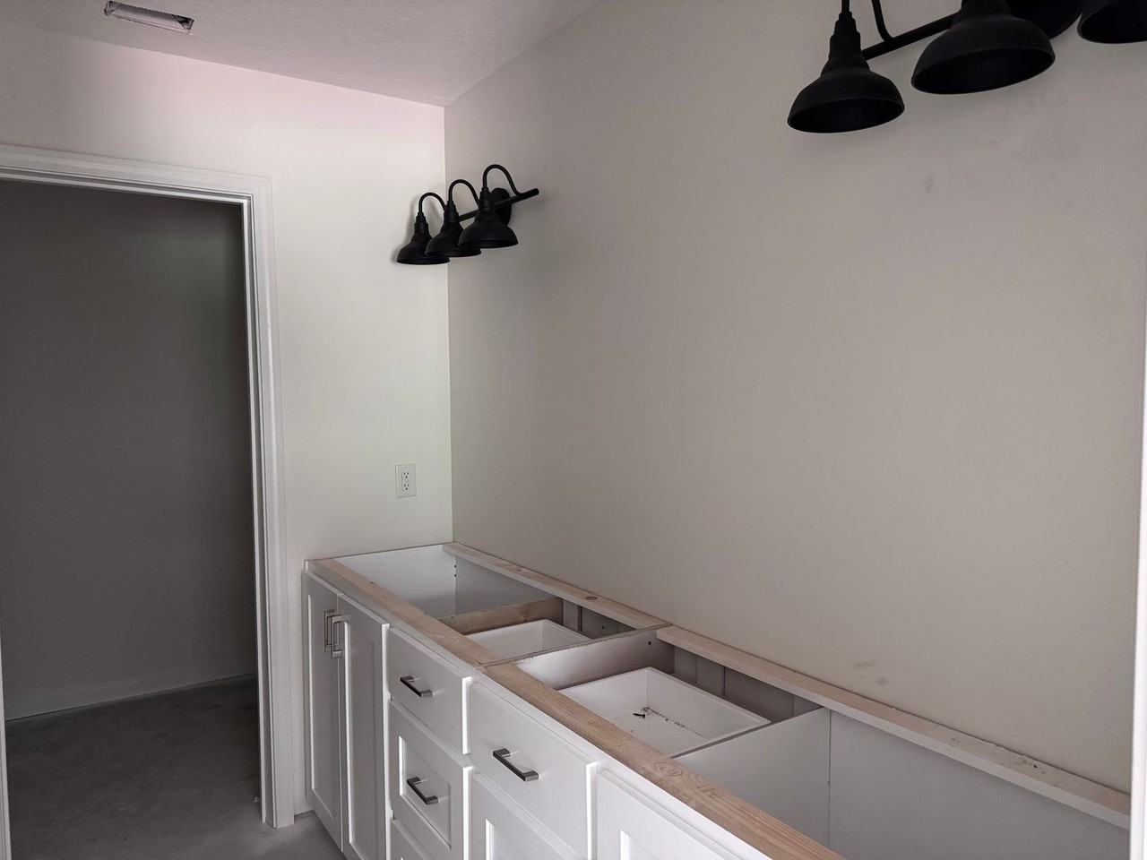 165 Arabian Ln - Photo 6 of 17