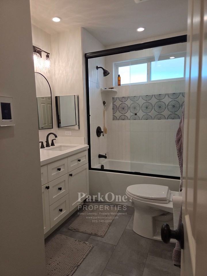 2812 Kinney Dr - Photo 7 of 17