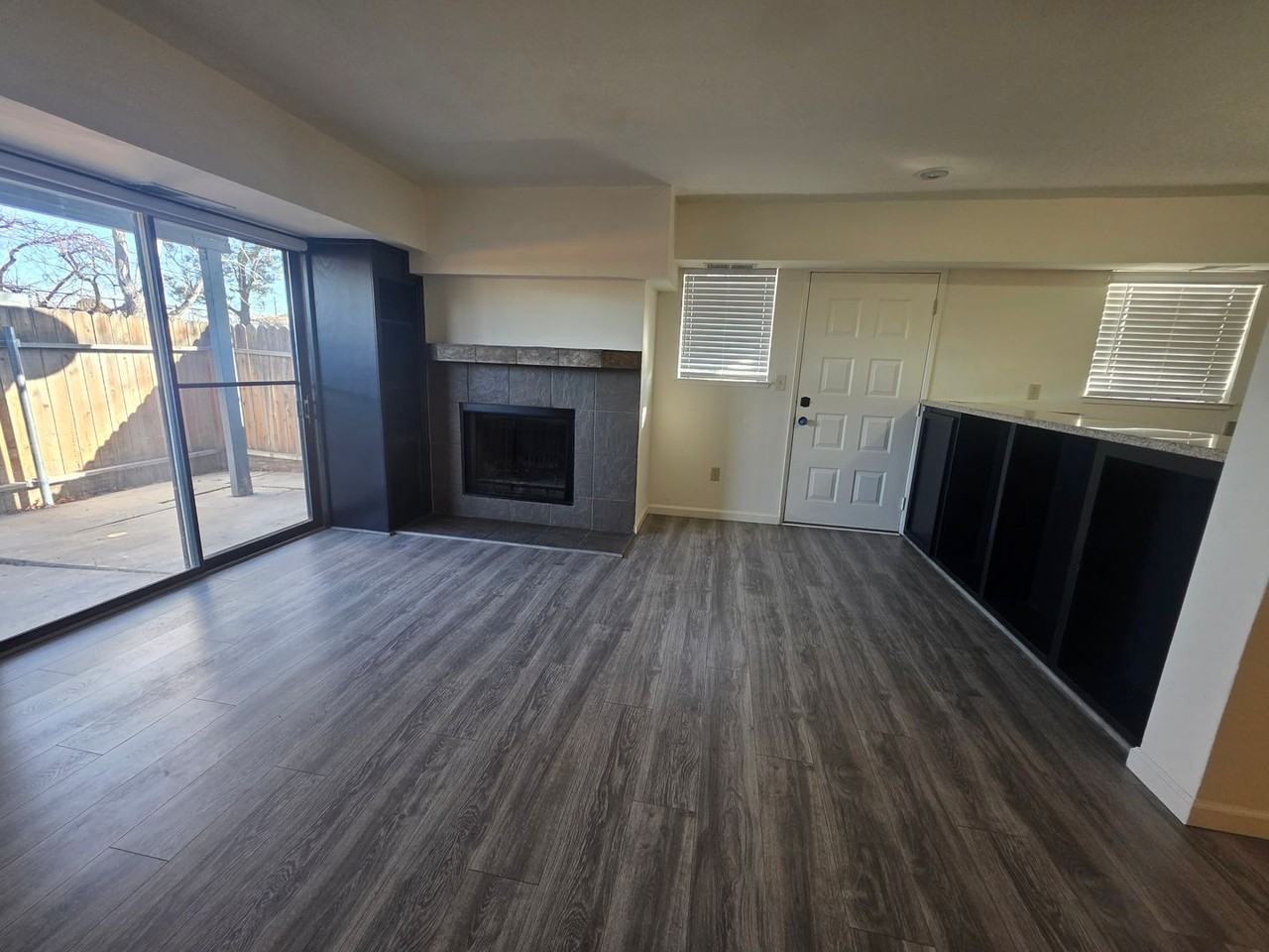 2177 Kietzke Ln - Photo 4 of 13