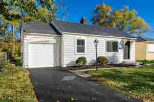 featured image of 1944 E North Broadway St