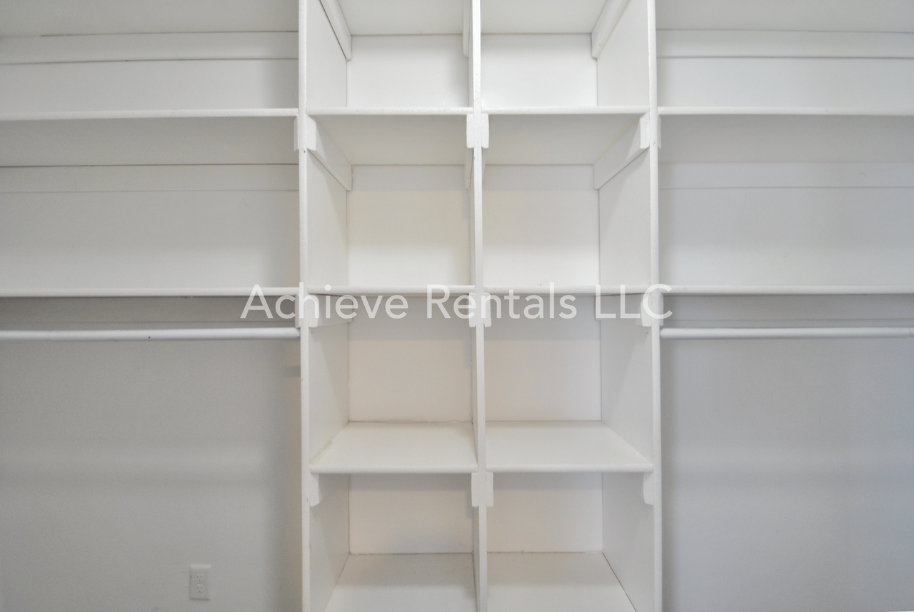 47 S 2nd E - Photo 7 of 11