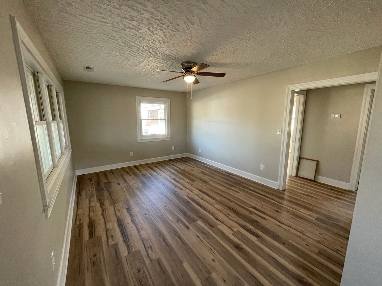 108 N Saratoga St - Photo 5 of 21