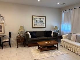 714 E Victory Dr - Photo 1 of 1