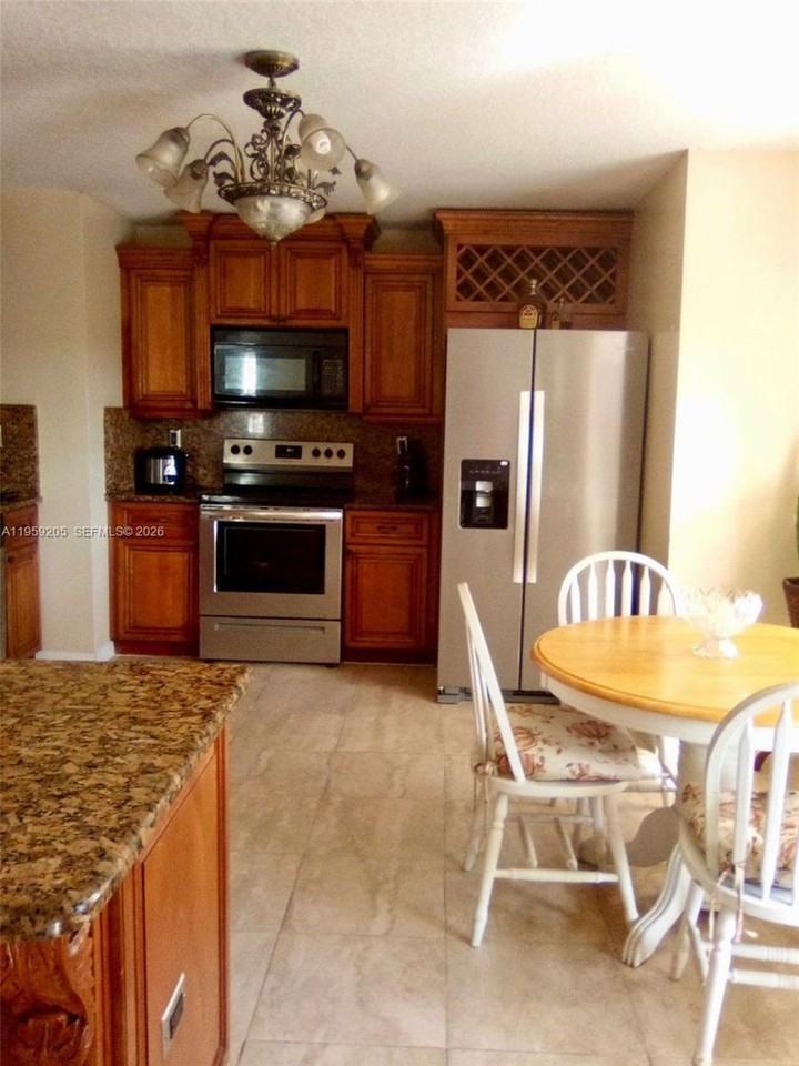 15288 Sw 169th Ln - Photo 7 of 17