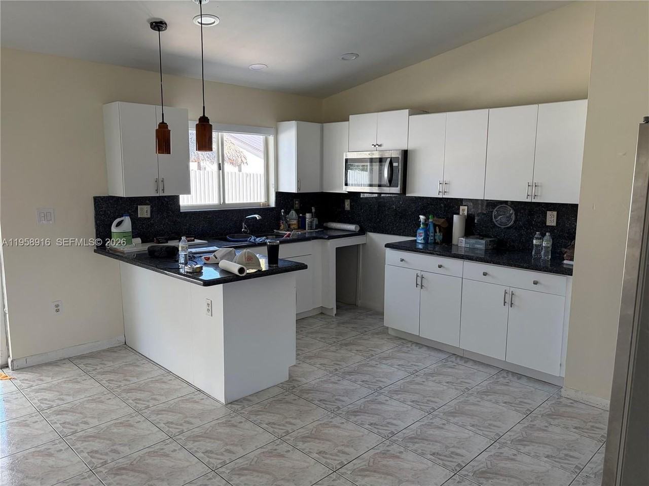 20374 Sw 131st Ct - Photo 2 of 10