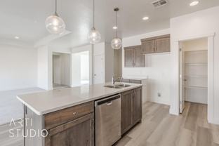 3385 S Marblewood Dr - Photo 1 of 1