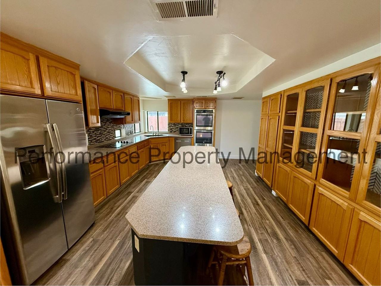 11906 Christy Ave - Photo 4 of 15