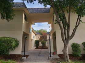 209-211 Sharon Way - Photo 1 of 1