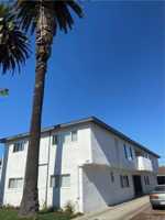 featured image of 4821 W 117th St