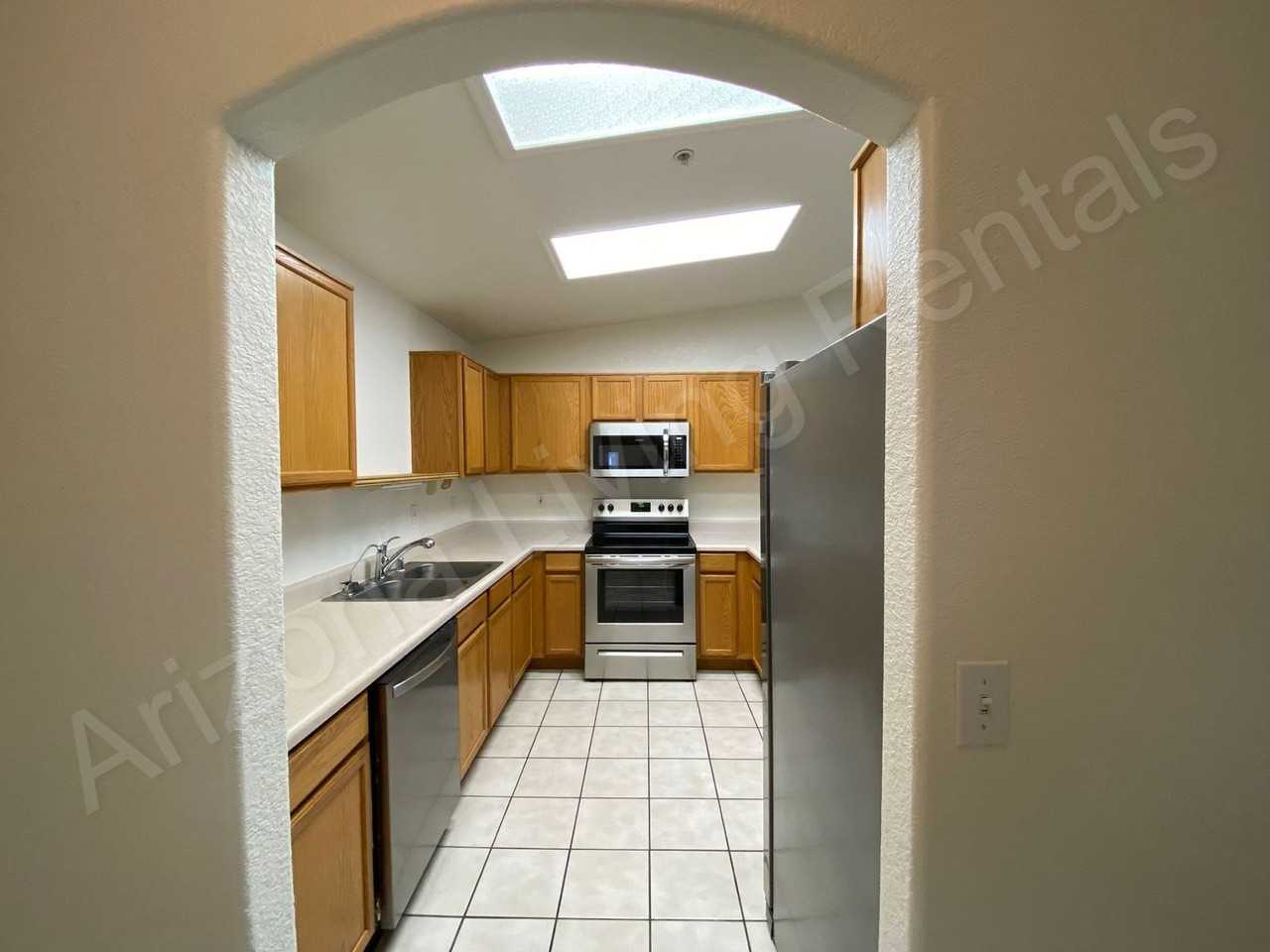 3490 Truckee Dr - Photo 2 of 15